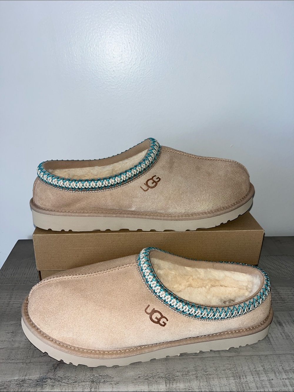 UGG TASMAN
